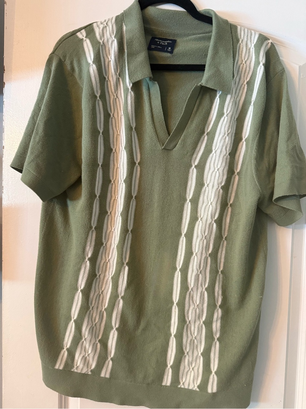 Abercrombie Men's Olive Green Short-Sleeve Collared Knit Shirt